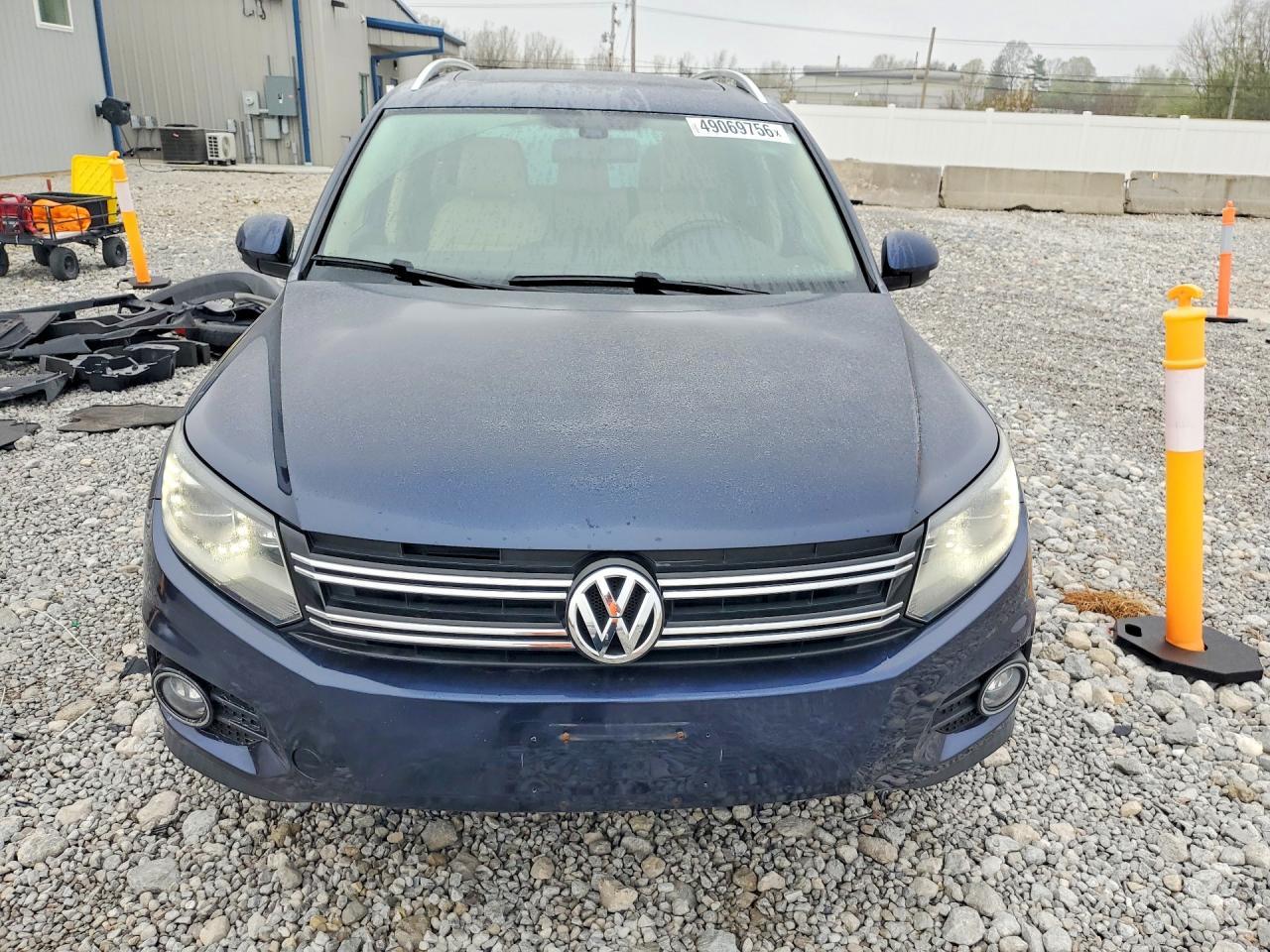 2016 Volkswagen Tiguan S - zdjęcie 5