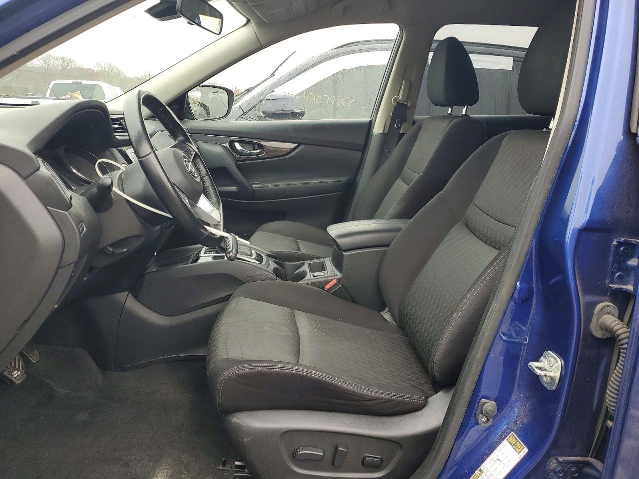 2020 Nissan Rogue Sv - zdjęcie 7