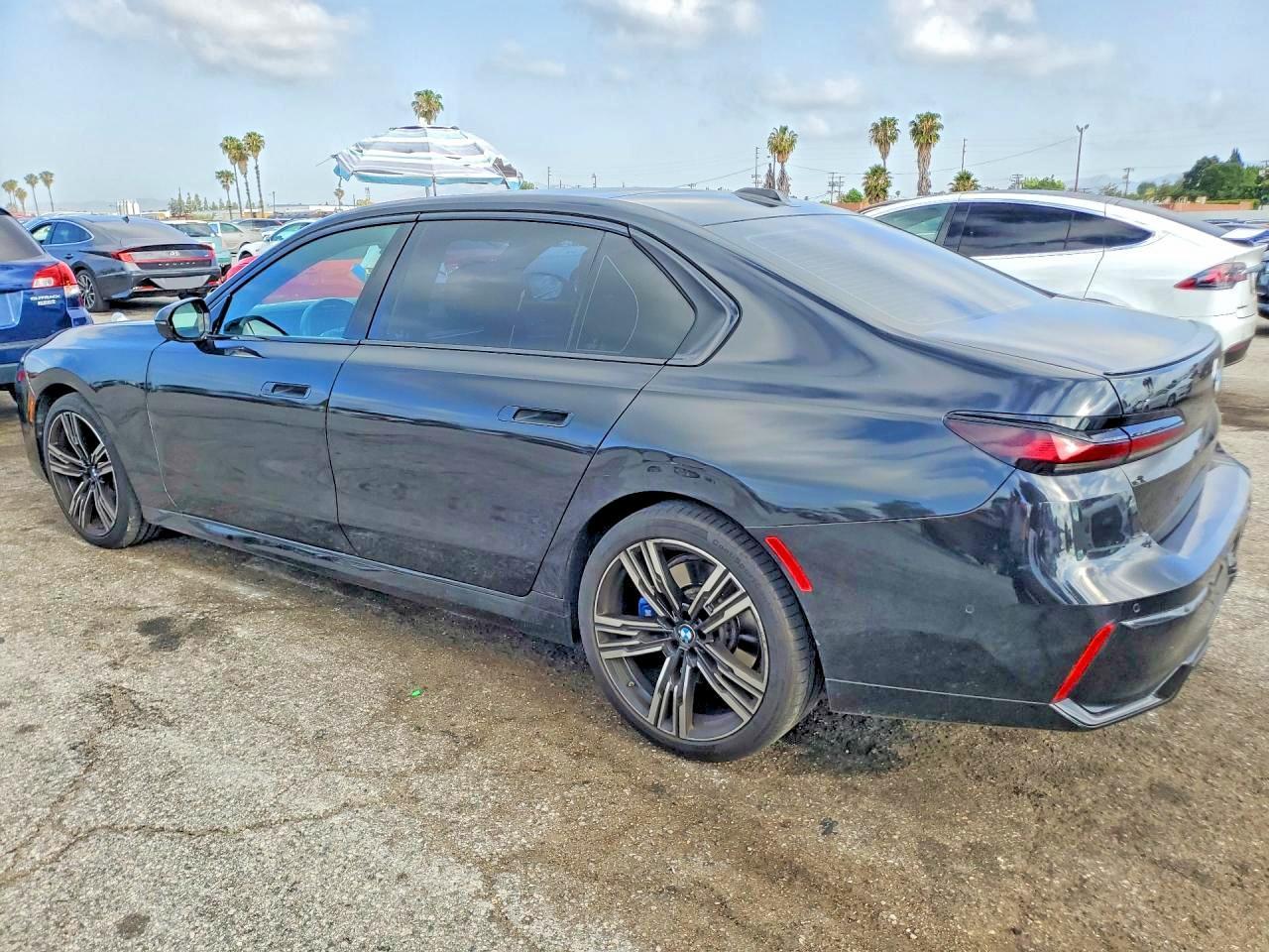 2023 BMW 740 I - zdjęcie 2