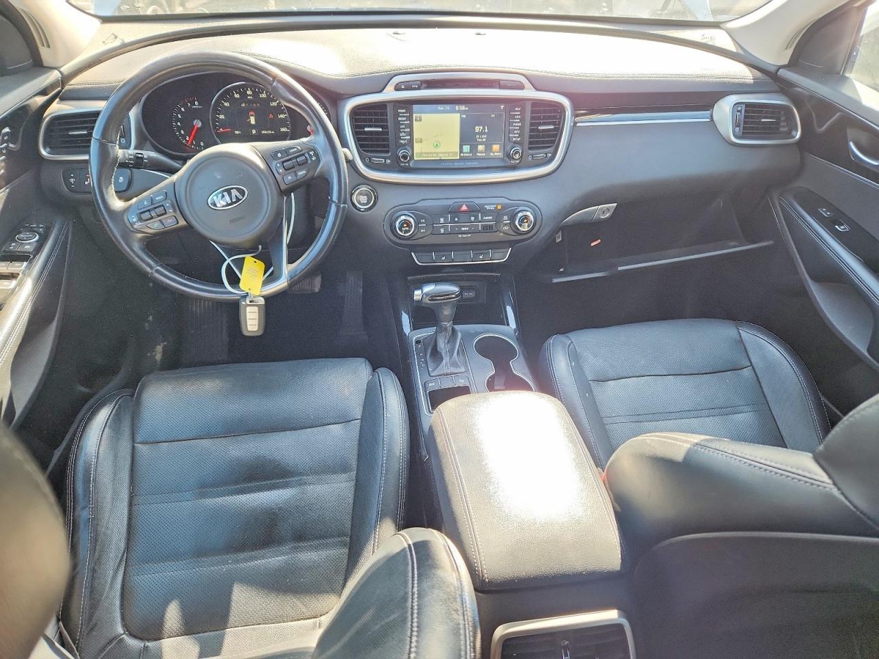 2017 Kia Sorento - zdjęcie 8