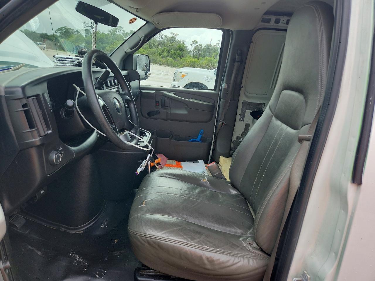 2013 Chevrolet Express G2500 - zdjęcie 7
