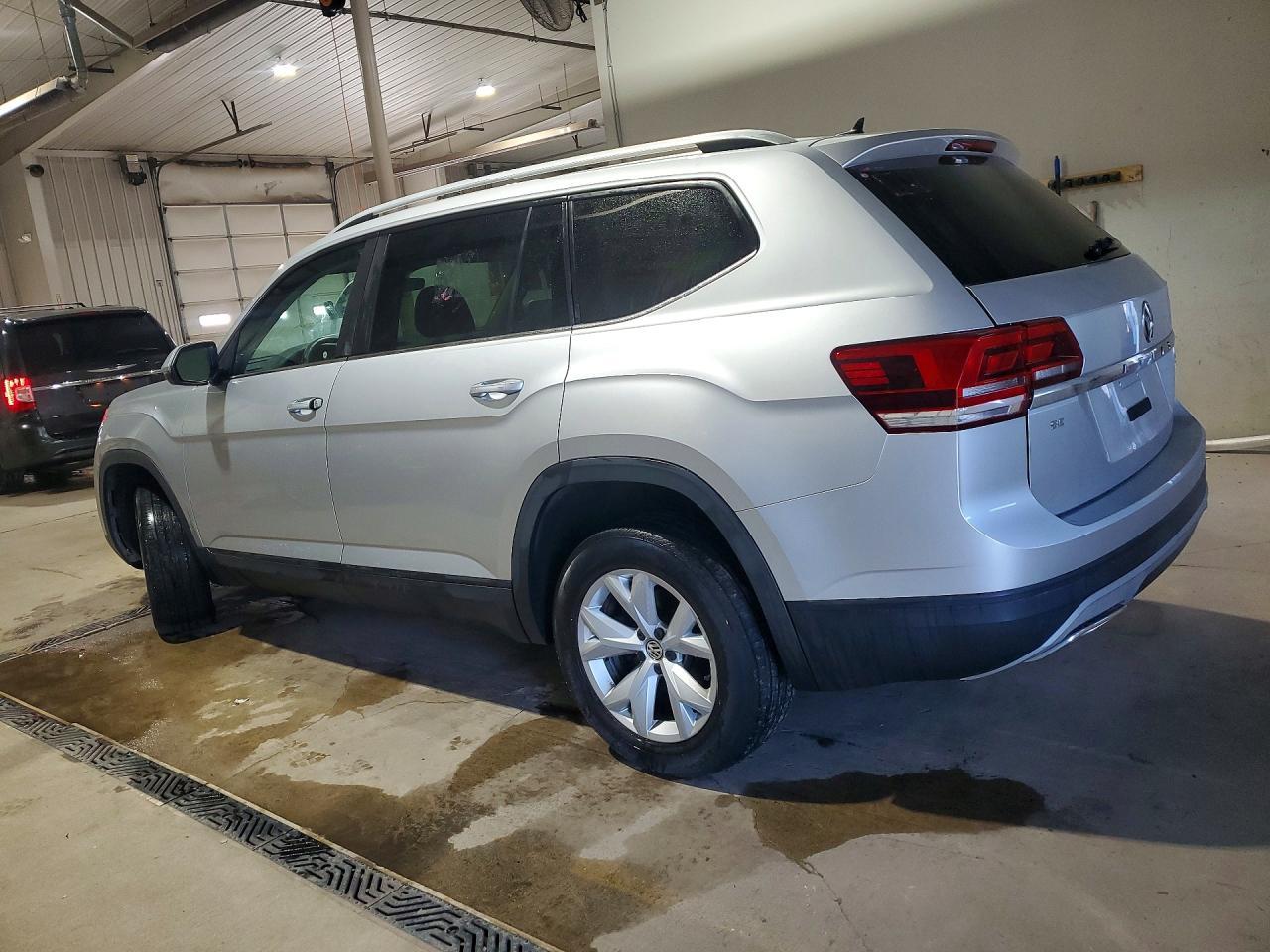 2018 Volkswagen Atlas Se - zdjęcie 2