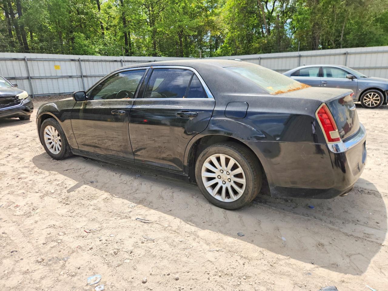 2014 Chrysler 300 - zdjęcie 2