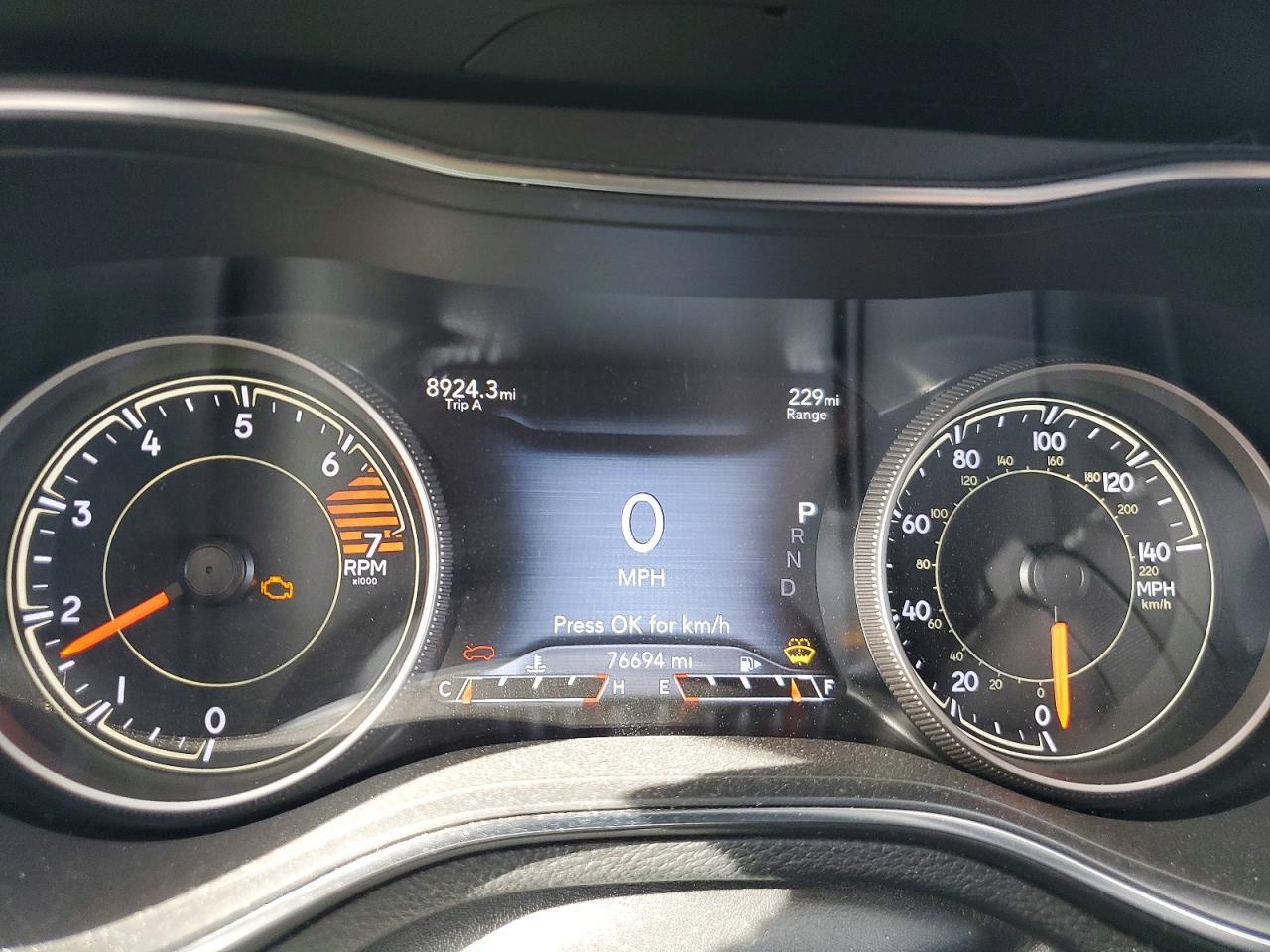 2020 Jeep Cherokee Limited - zdjęcie 9