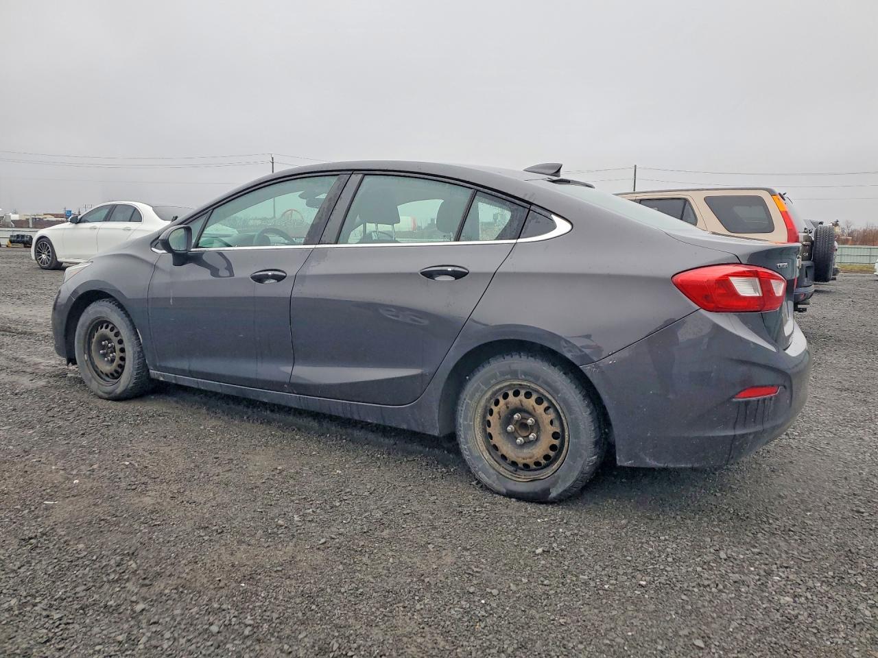 2017 Chevrolet Cruze Lt - zdjęcie 2