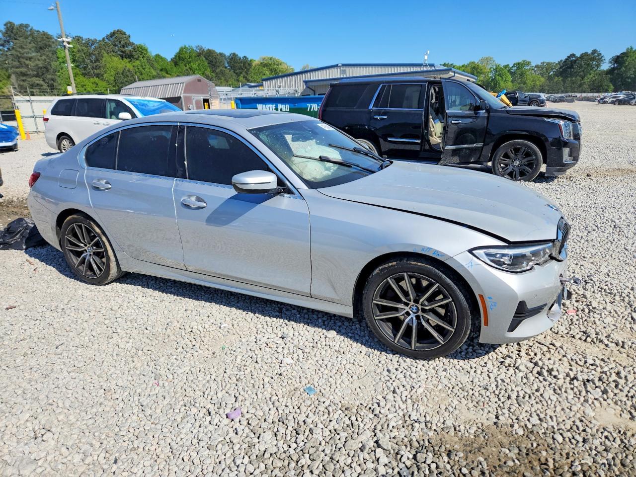 2019 BMW 330I - zdjęcie 4