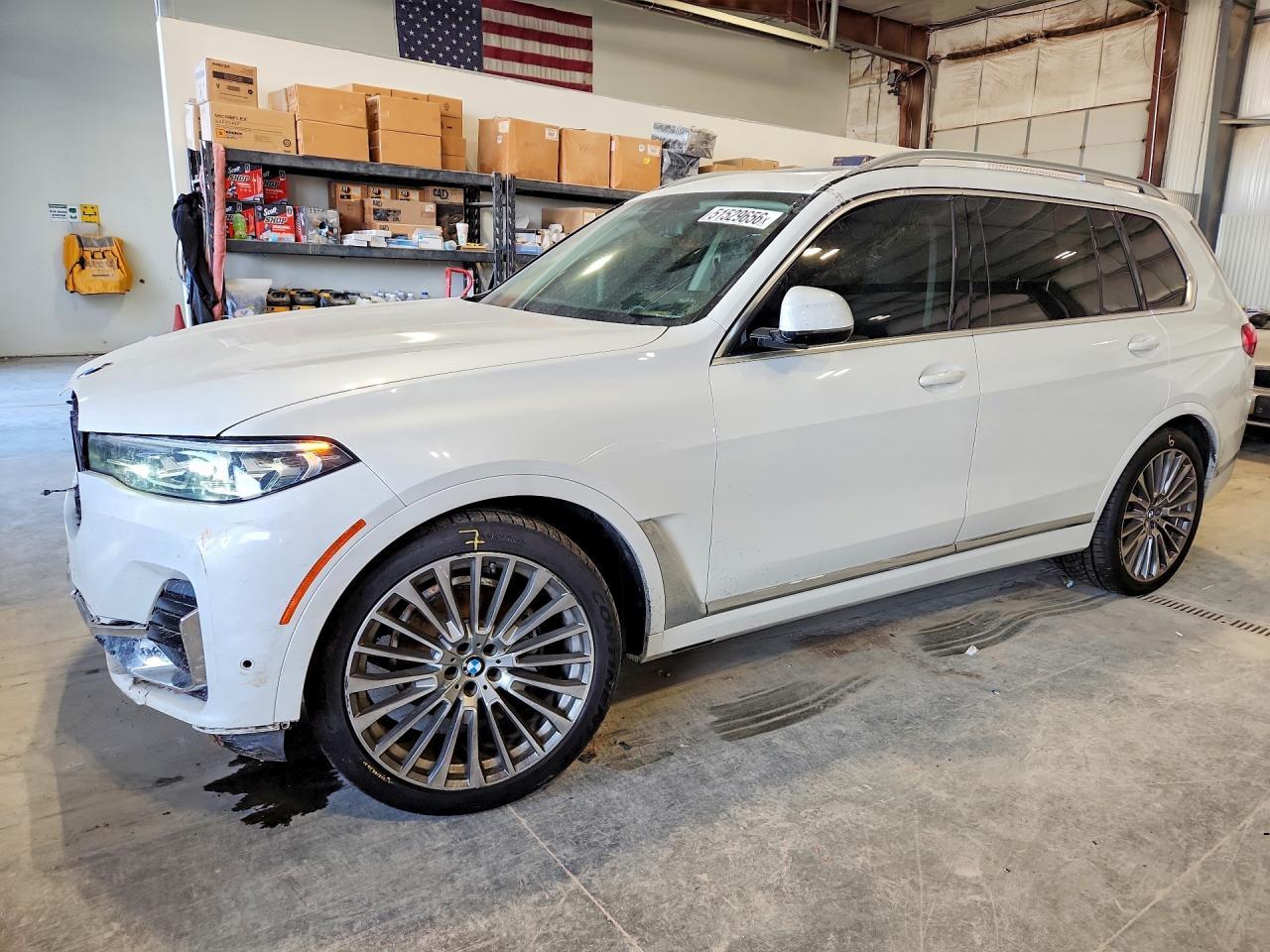 2020 BMW X7