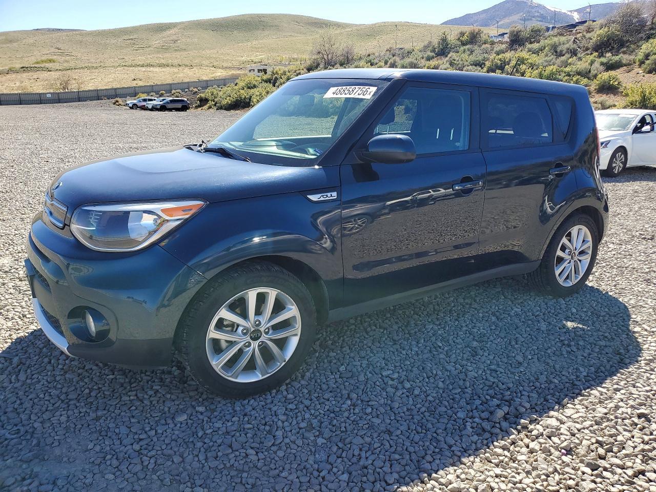 2017 Kia Soul + - zdjęcie główne