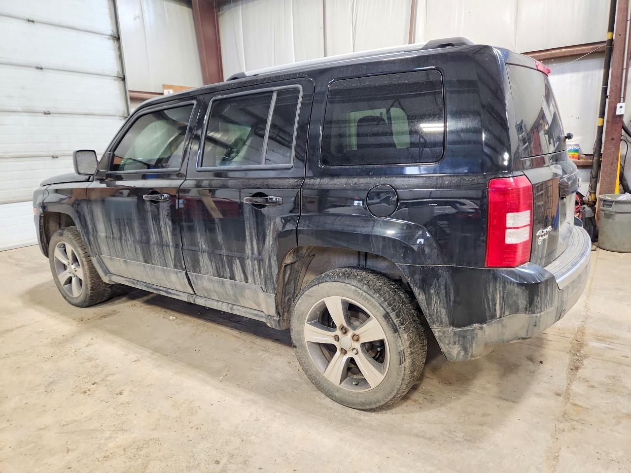 2017 Jeep Patriot - zdjęcie 2