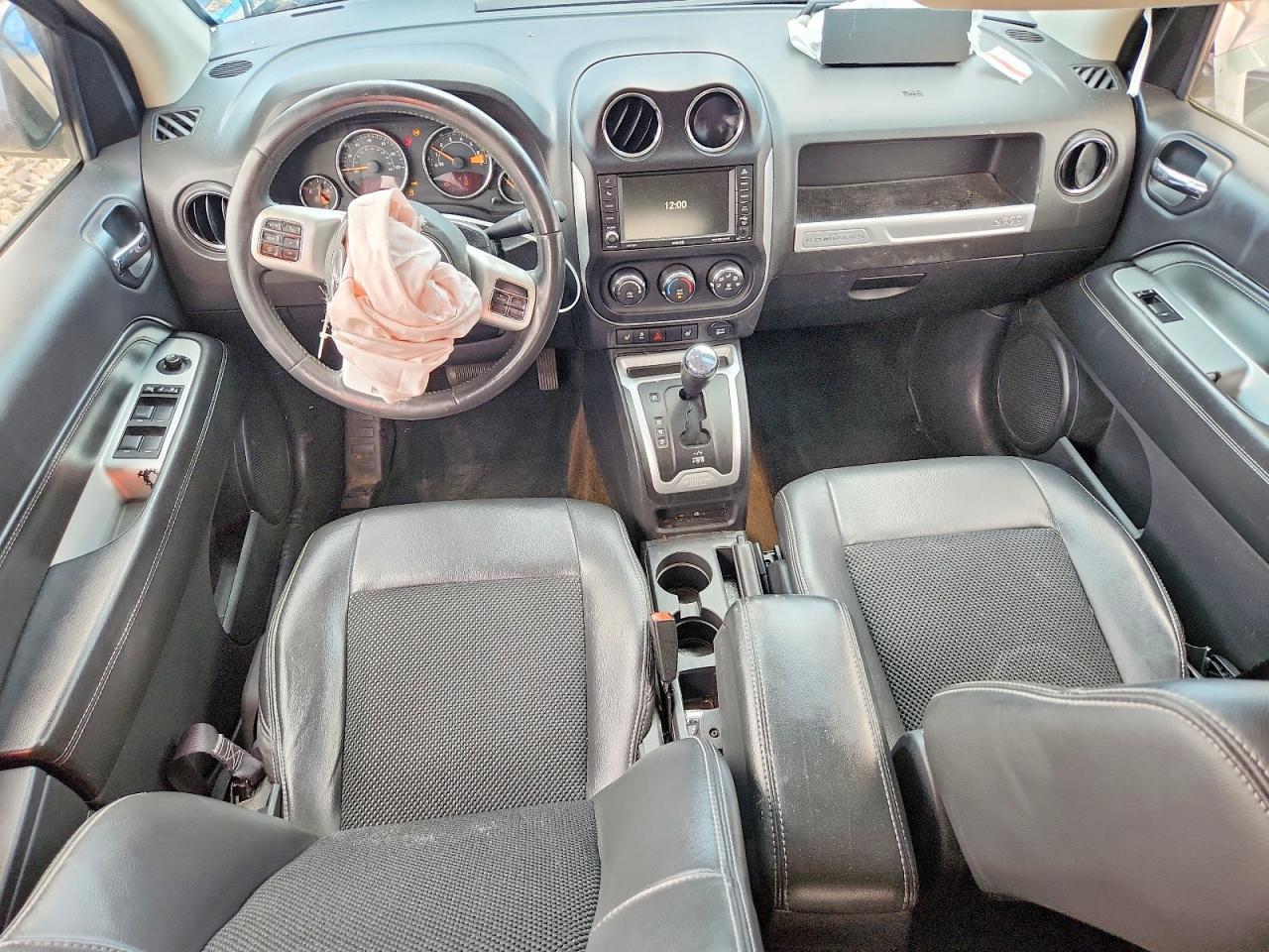 2014 Jeep Compass Latitude - zdjęcie 8