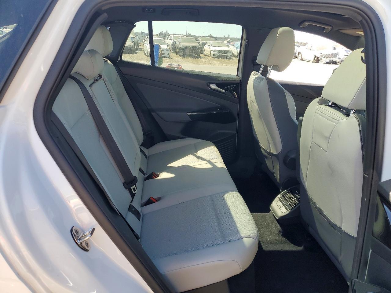 2021 Volkswagen Id.4 Pro S - zdjęcie 11