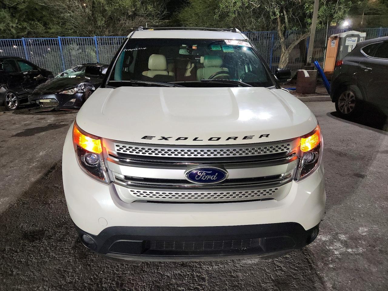 2015 Ford Explorer Xlt - zdjęcie 5