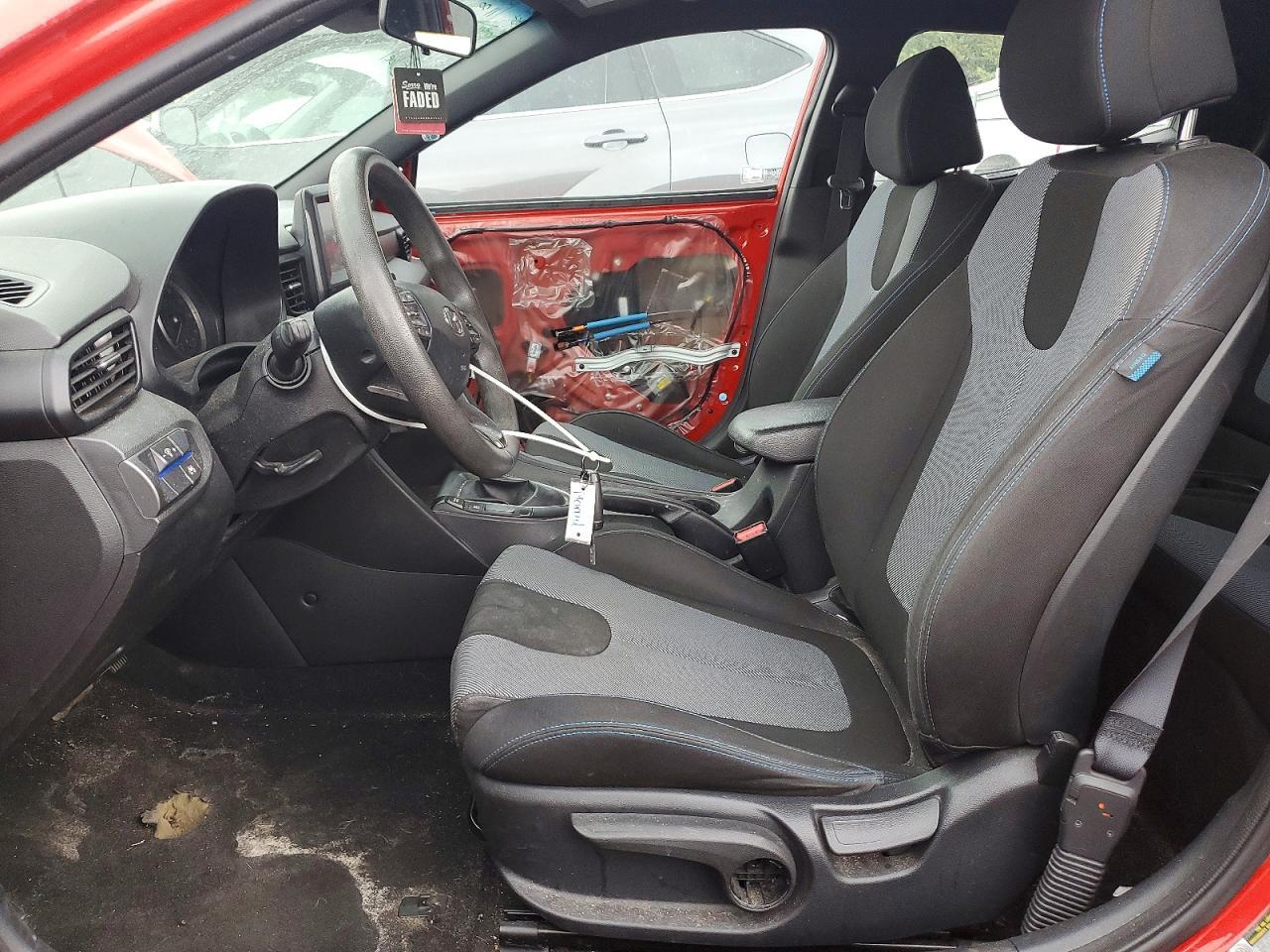 2019 Hyundai Veloster 2.0L - zdjęcie 7