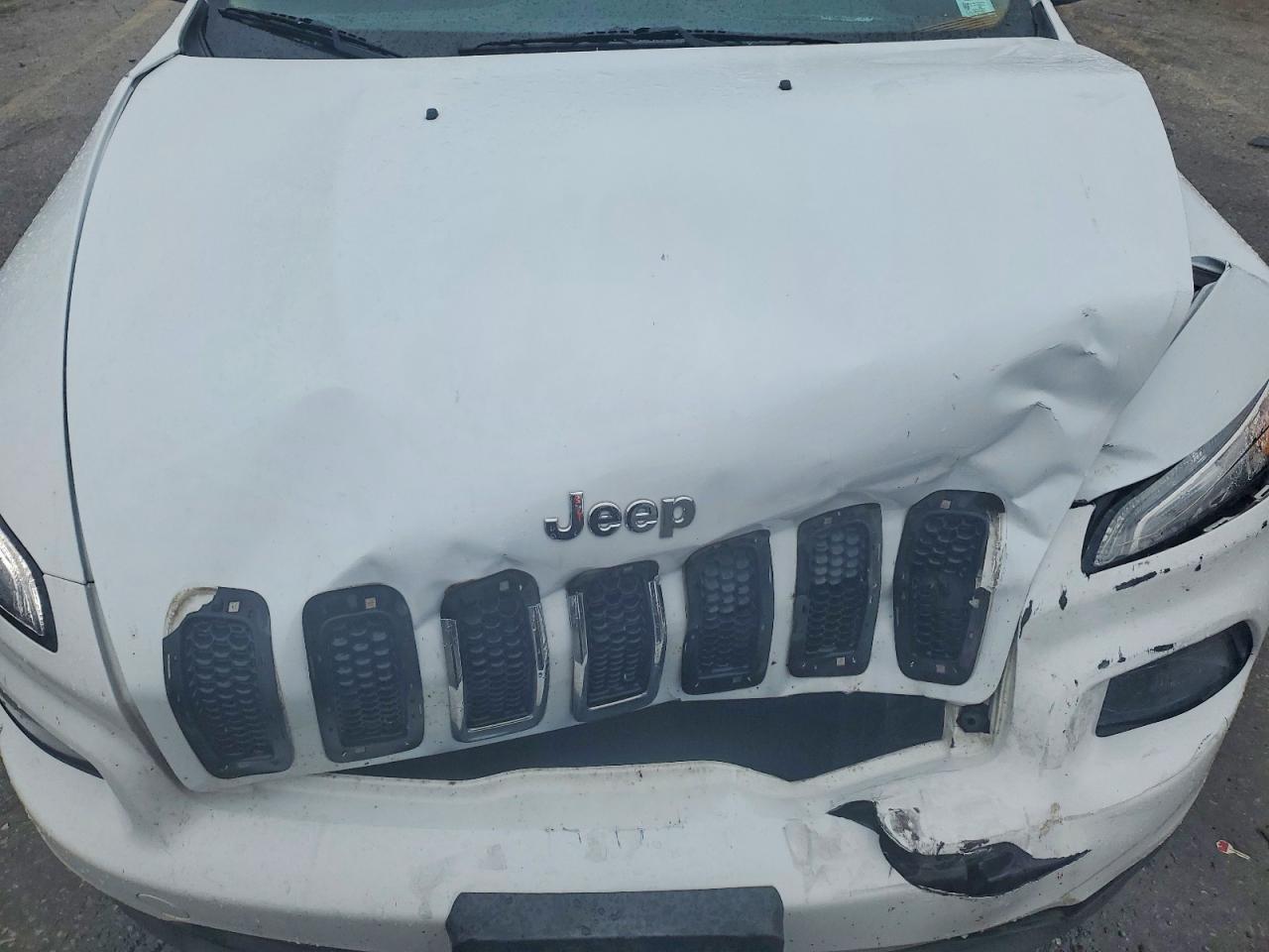 2014 Jeep Cherokee - zdjęcie 11