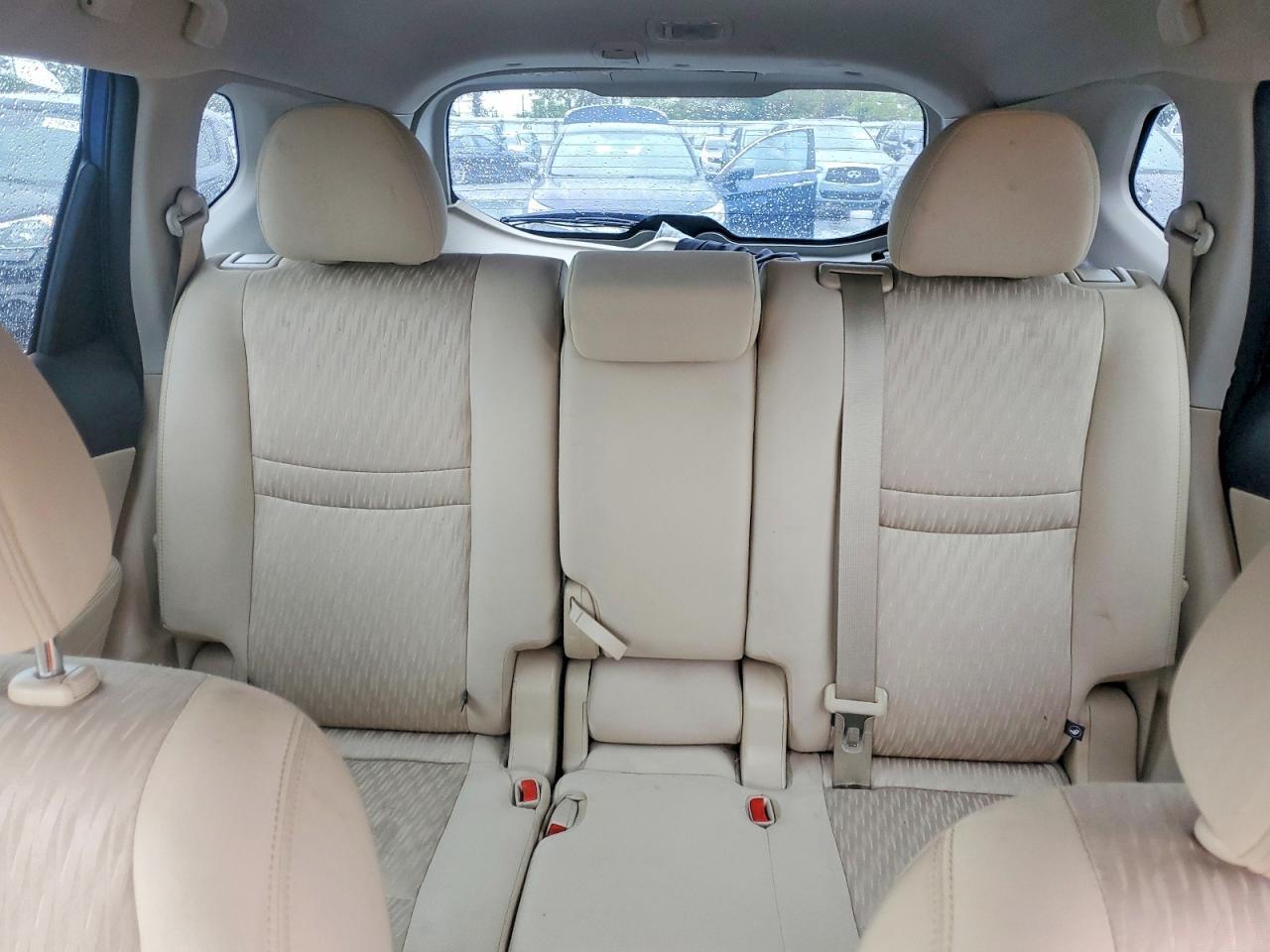 2017 Nissan Rogue S - zdjęcie 10