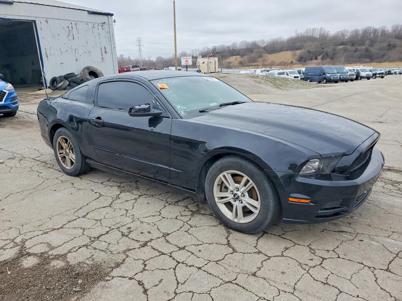 2014 Ford Mustang - zdjęcie 4