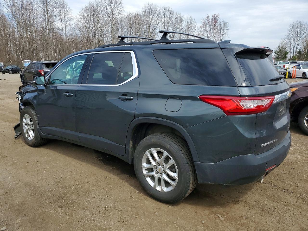 2020 Chevrolet Traverse Lt - zdjęcie 2