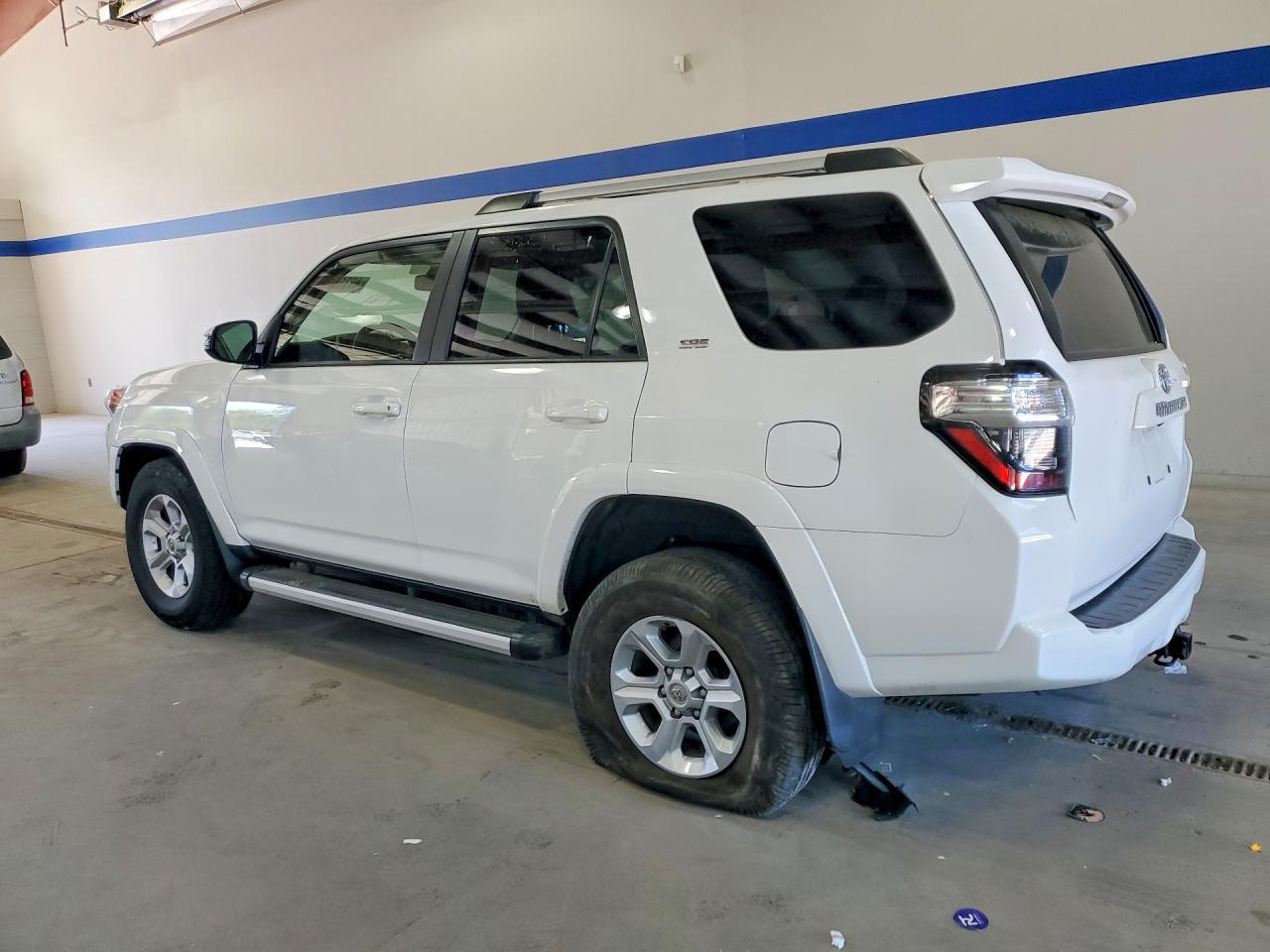 2022 Toyota 4Runner Sr5 Premium - zdjęcie 2