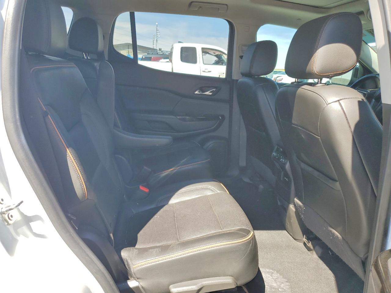 2022 GMC Acadia At4 - zdjęcie 11