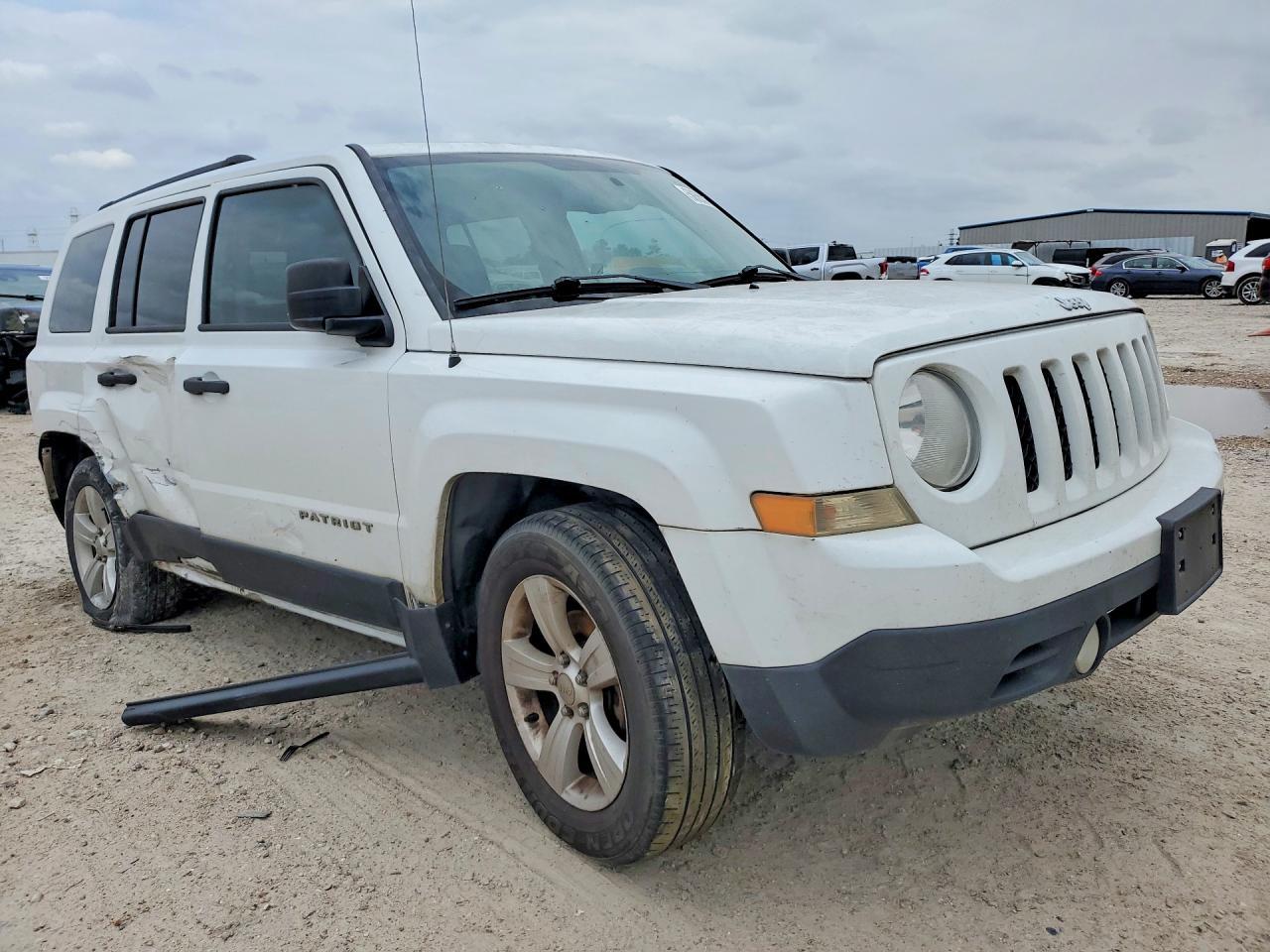 2016 Jeep Patriot - zdjęcie 4