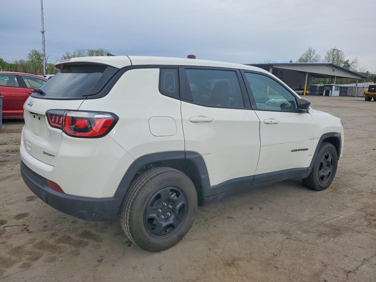 2020 Jeep Compass Sport - zdjęcie 3