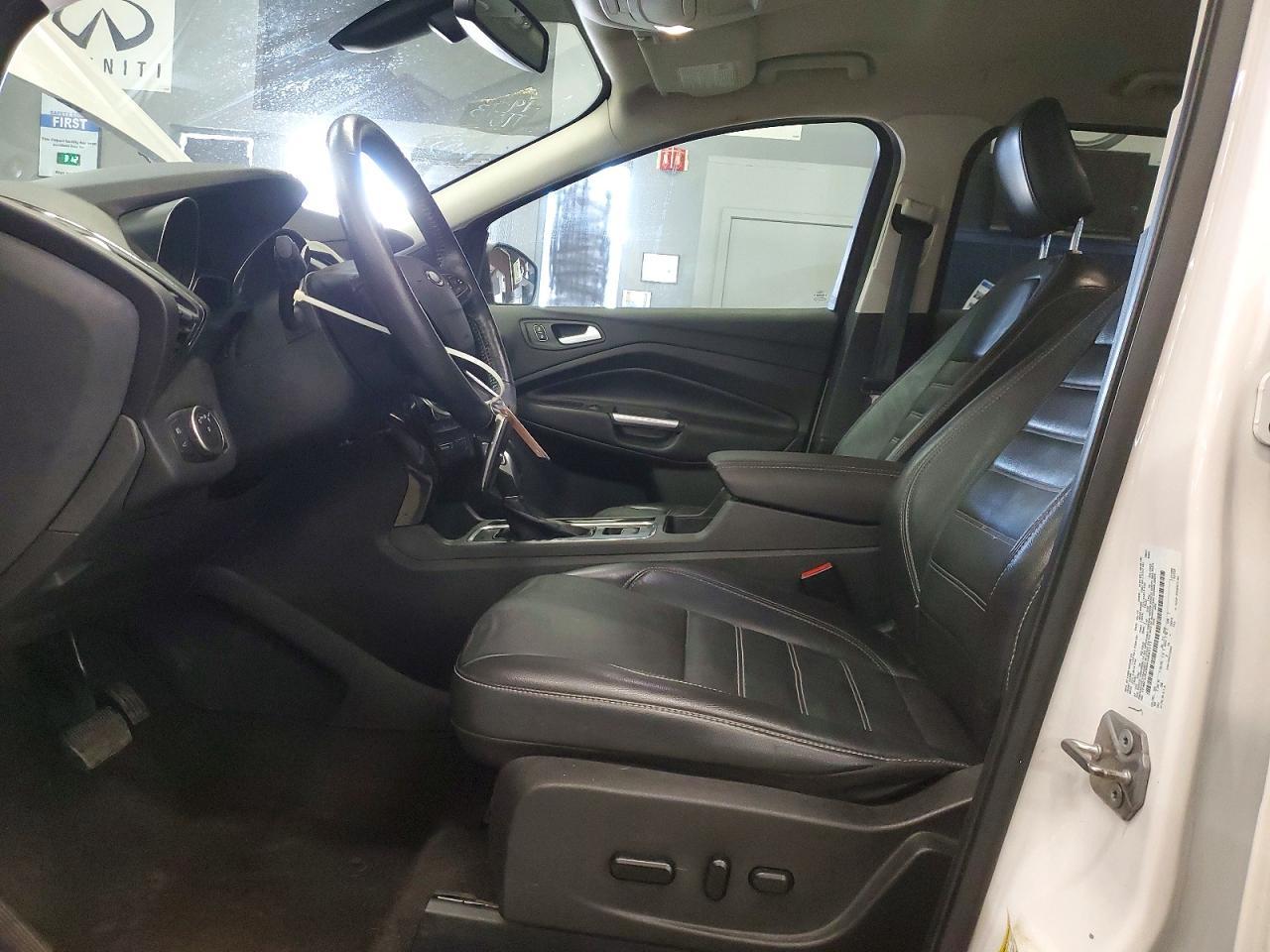 2019 Ford Escape Titanium - zdjęcie 7