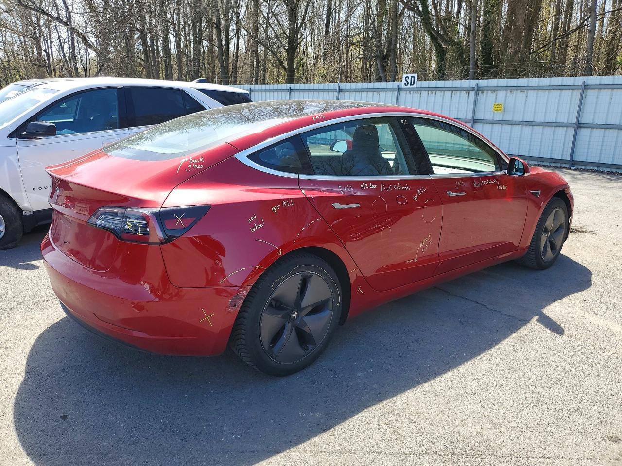 2018 Tesla Model 3 - zdjęcie 3