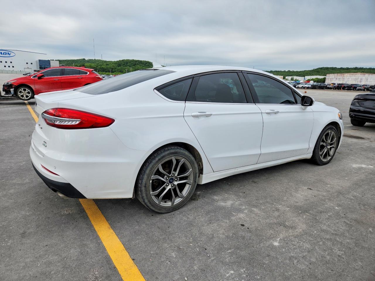 2020 Ford Fusion Sel - zdjęcie 3