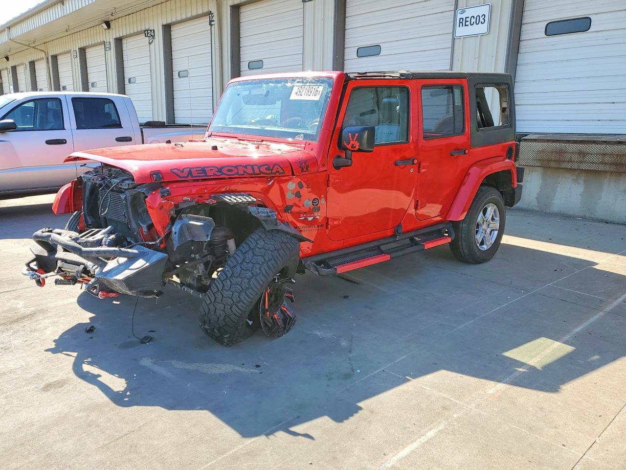 2017 Jeep Wrangler Unlimited Sahara - zdjęcie główne