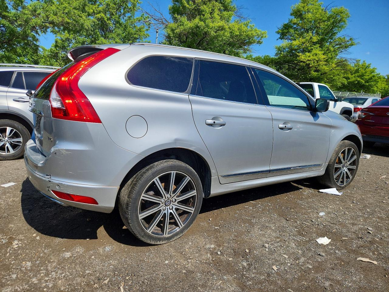 2016 Volvo Xc60 T5 Premier - zdjęcie 3