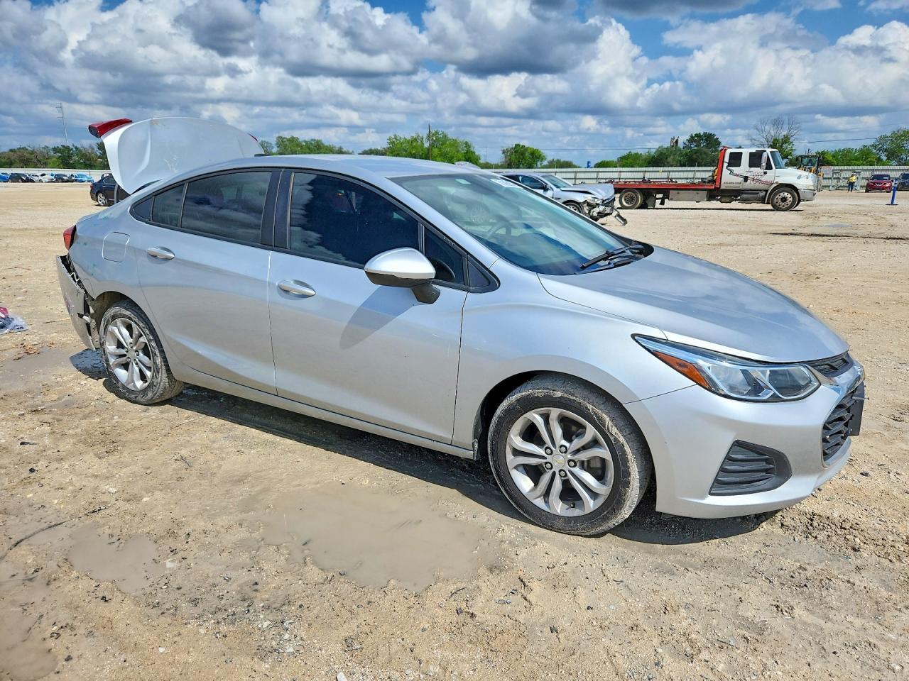 2019 Chevrolet Cruze - zdjęcie 4