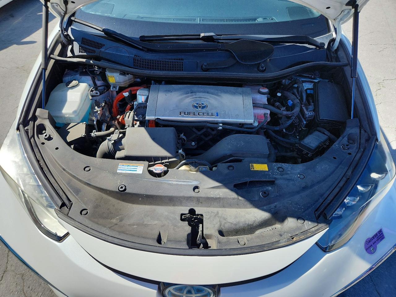 2018 Toyota Mirai Base - zdjęcie 11