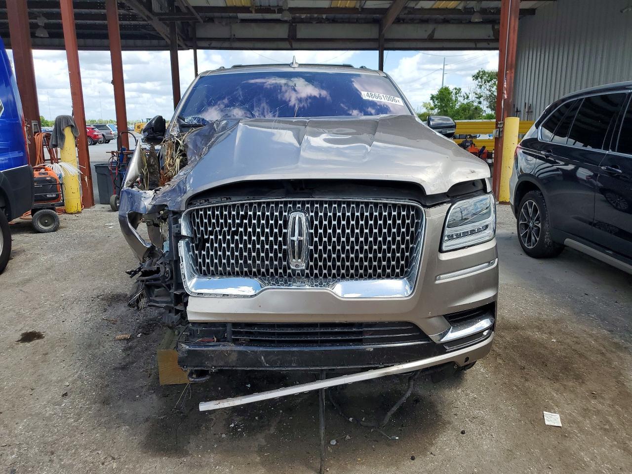 2019 Lincoln Navigator L Reserve - zdjęcie 5