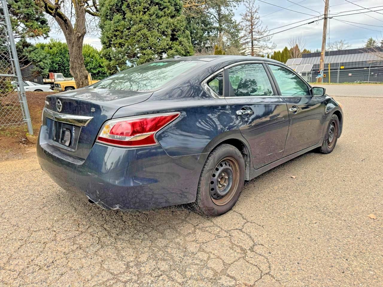 2015 Nissan Altima 2.5 S - zdjęcie 4