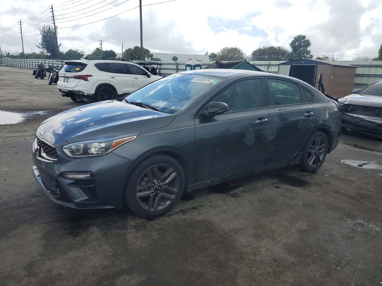 2021 Kia Forte Gt Line - zdjęcie główne