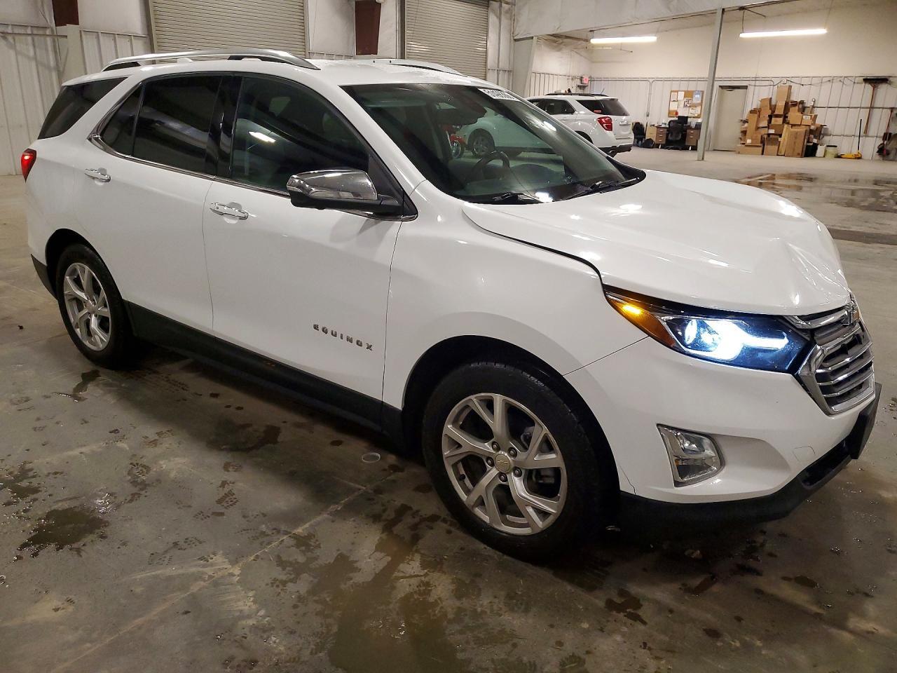 2021 Chevrolet Equinox Premier - zdjęcie 4