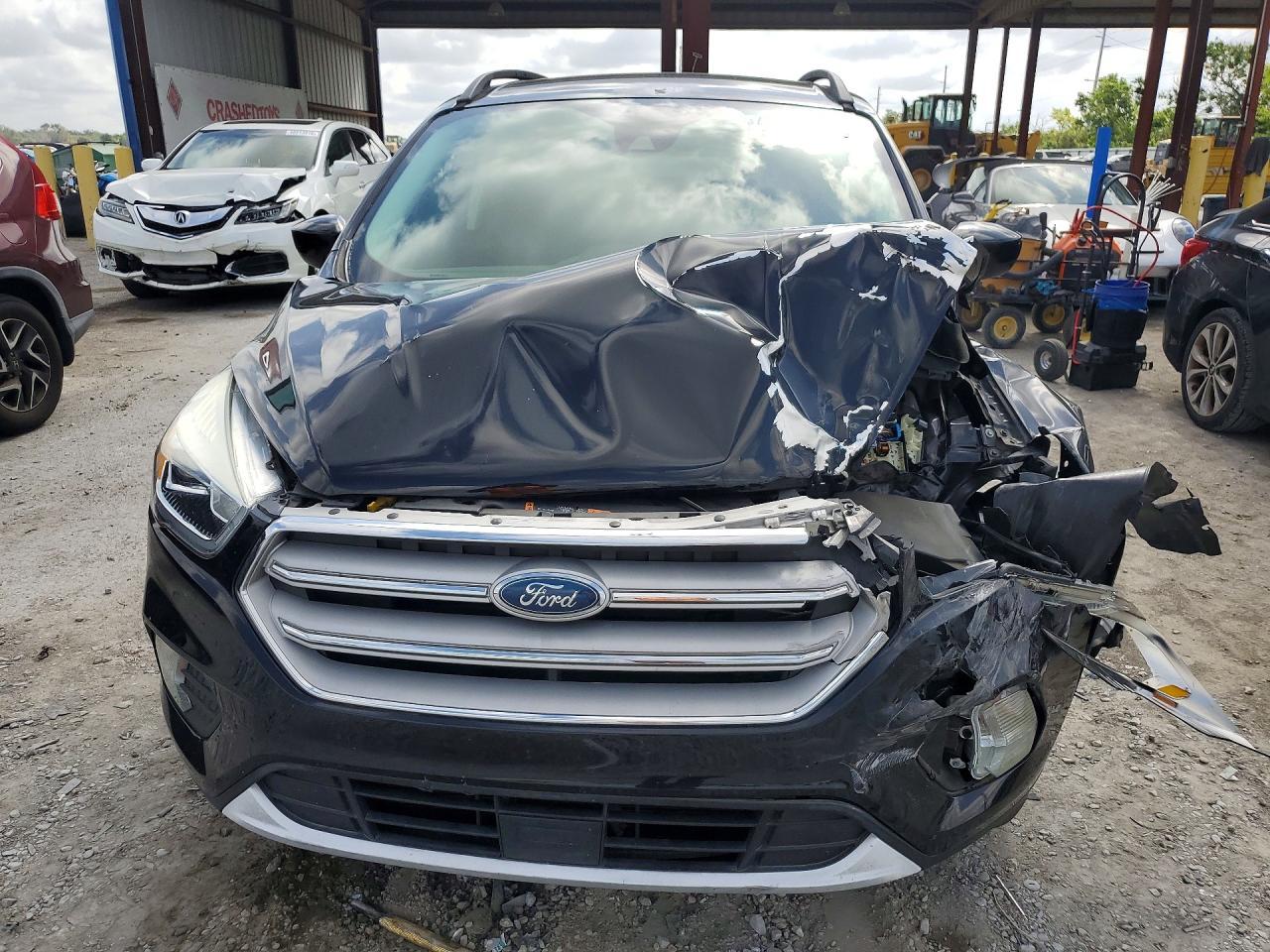 2019 Ford Escape Sel - zdjęcie 5