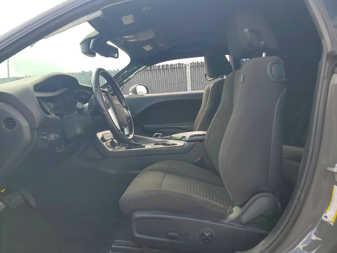 2019 Dodge Challenger Sxt - zdjęcie 7