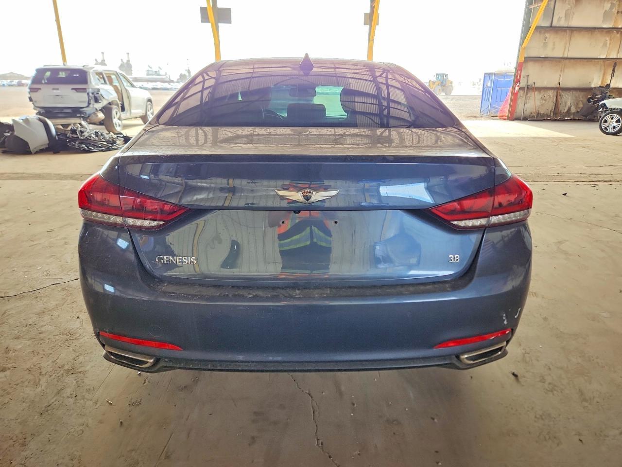 2015 Hyundai Genesis 3.8L - zdjęcie 6