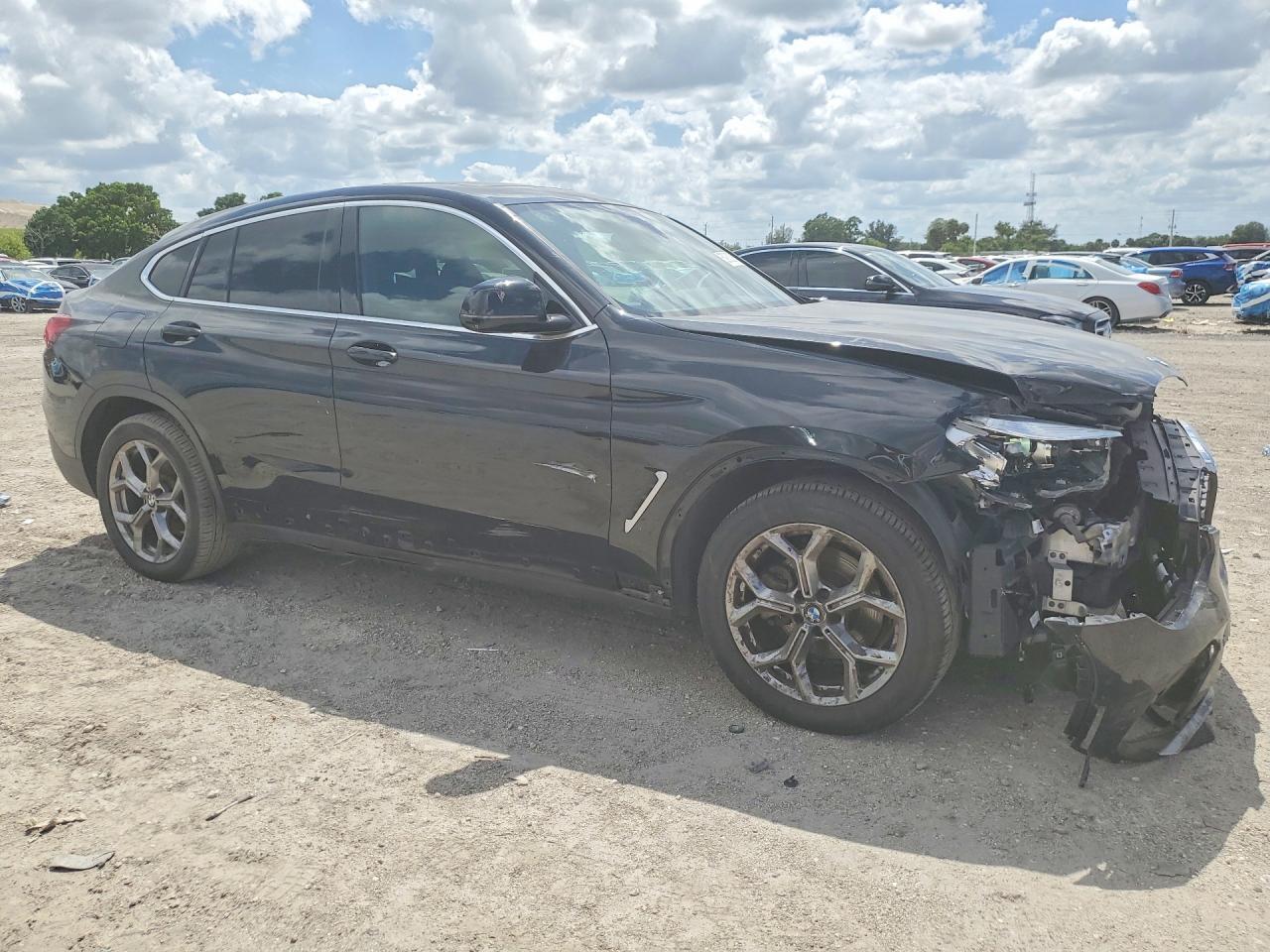 2021 BMW X4 xDrive30I - zdjęcie 4