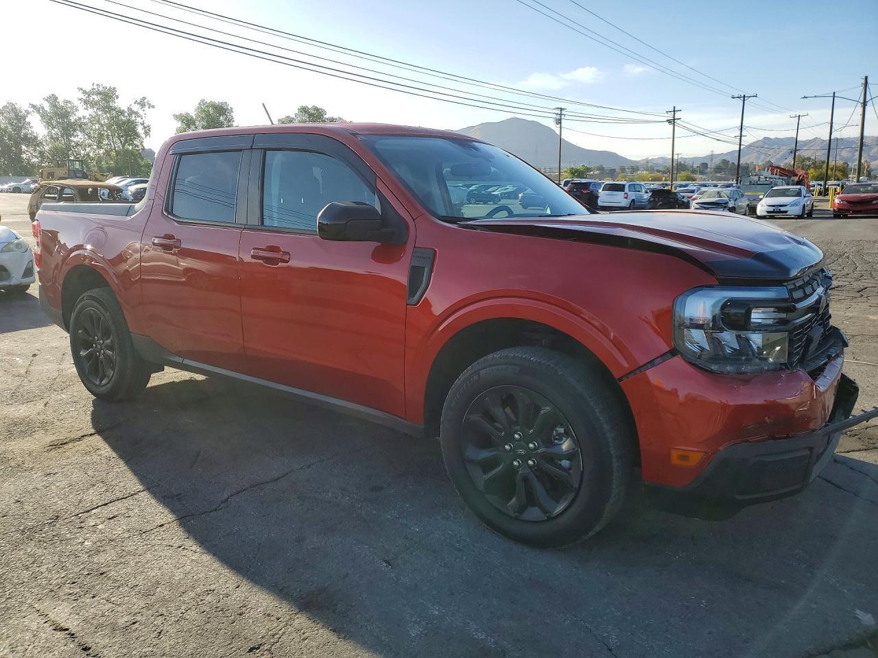 2024 Ford Maverick Lariat - zdjęcie 4