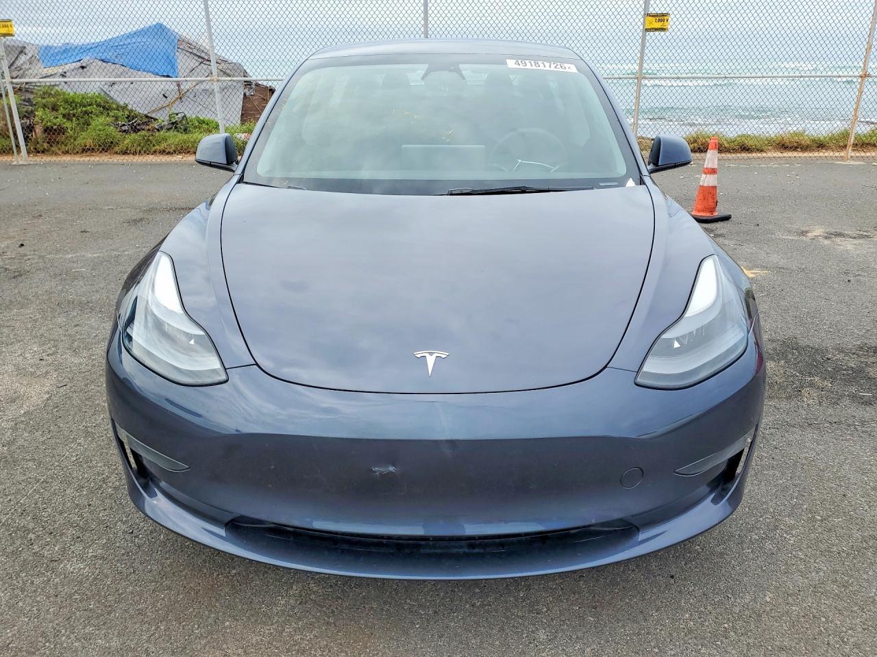 2023 Tesla Model 3 - zdjęcie 5