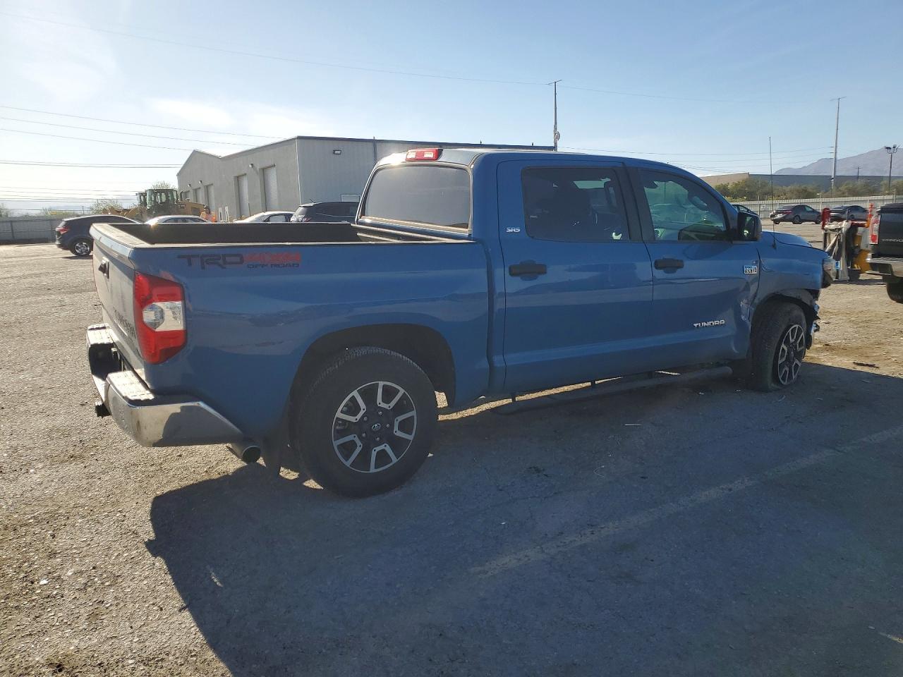 2019 Toyota Tundra Sr5 - zdjęcie 3