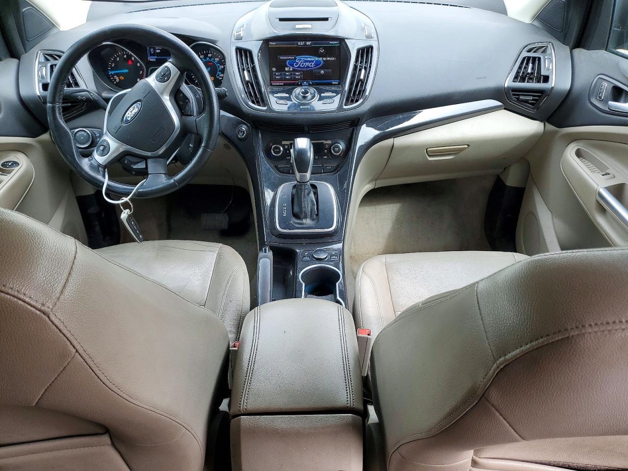 2014 Ford Escape Titanium - zdjęcie 8