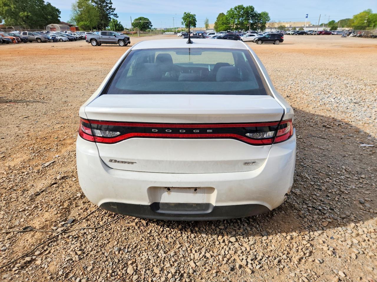 2015 Dodge Dart Sxt - zdjęcie 6