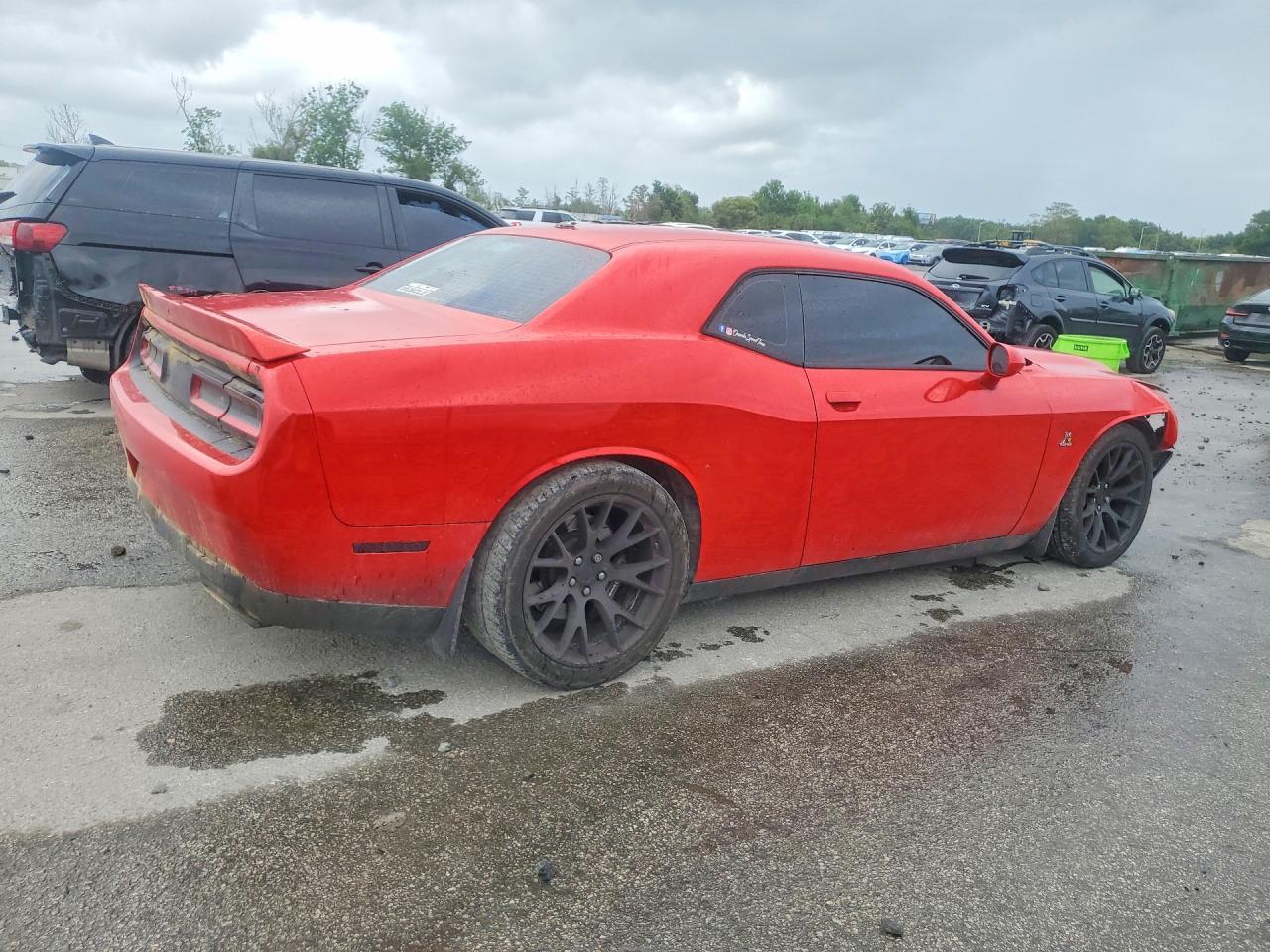 2015 Dodge Challenger R - zdjęcie 3