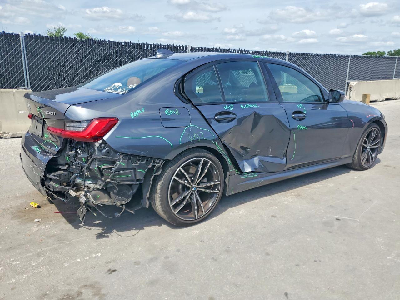 2020 BMW 330I - zdjęcie 3