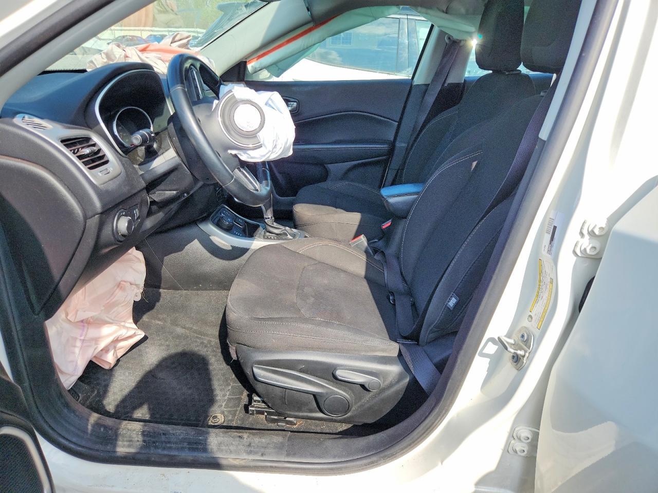 2020 Jeep Compass Sport - zdjęcie 7