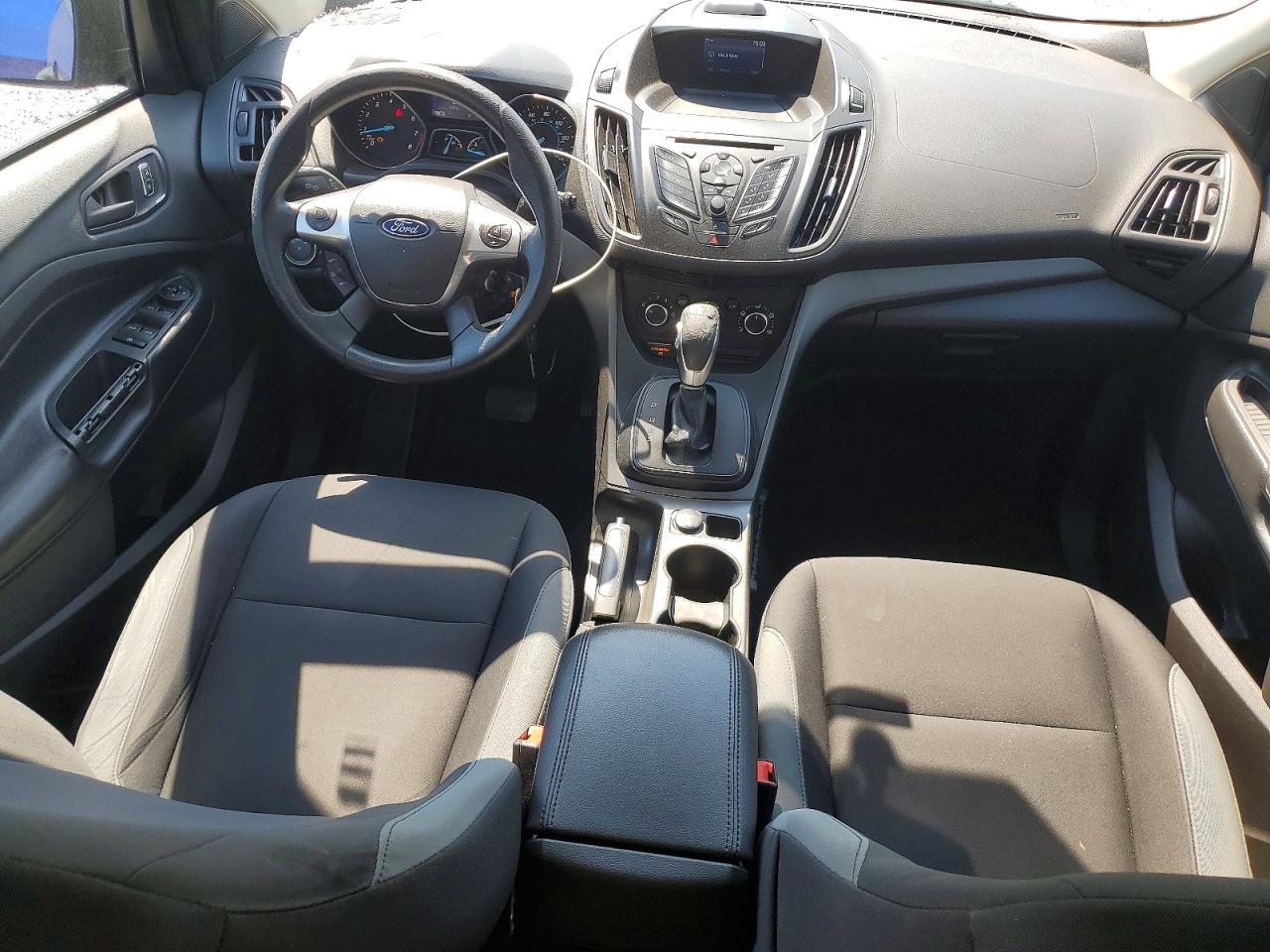 2015 Ford Escape S - zdjęcie 8