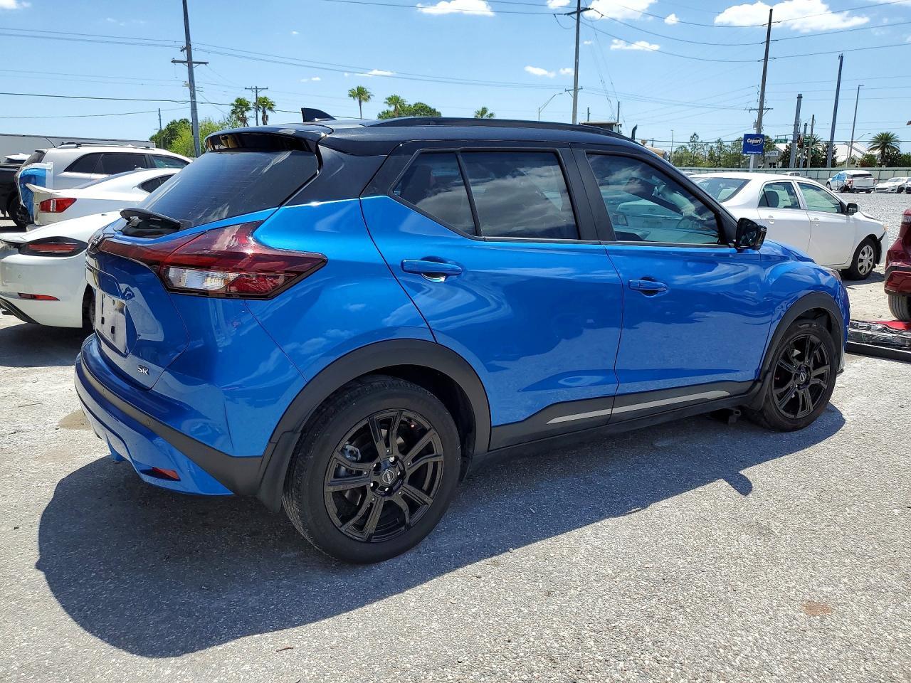 2023 Nissan Kicks Sr - zdjęcie 9